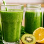5 полезных коктейлей для энергии и молодости после 60: вкусно, смешно и очень полезно